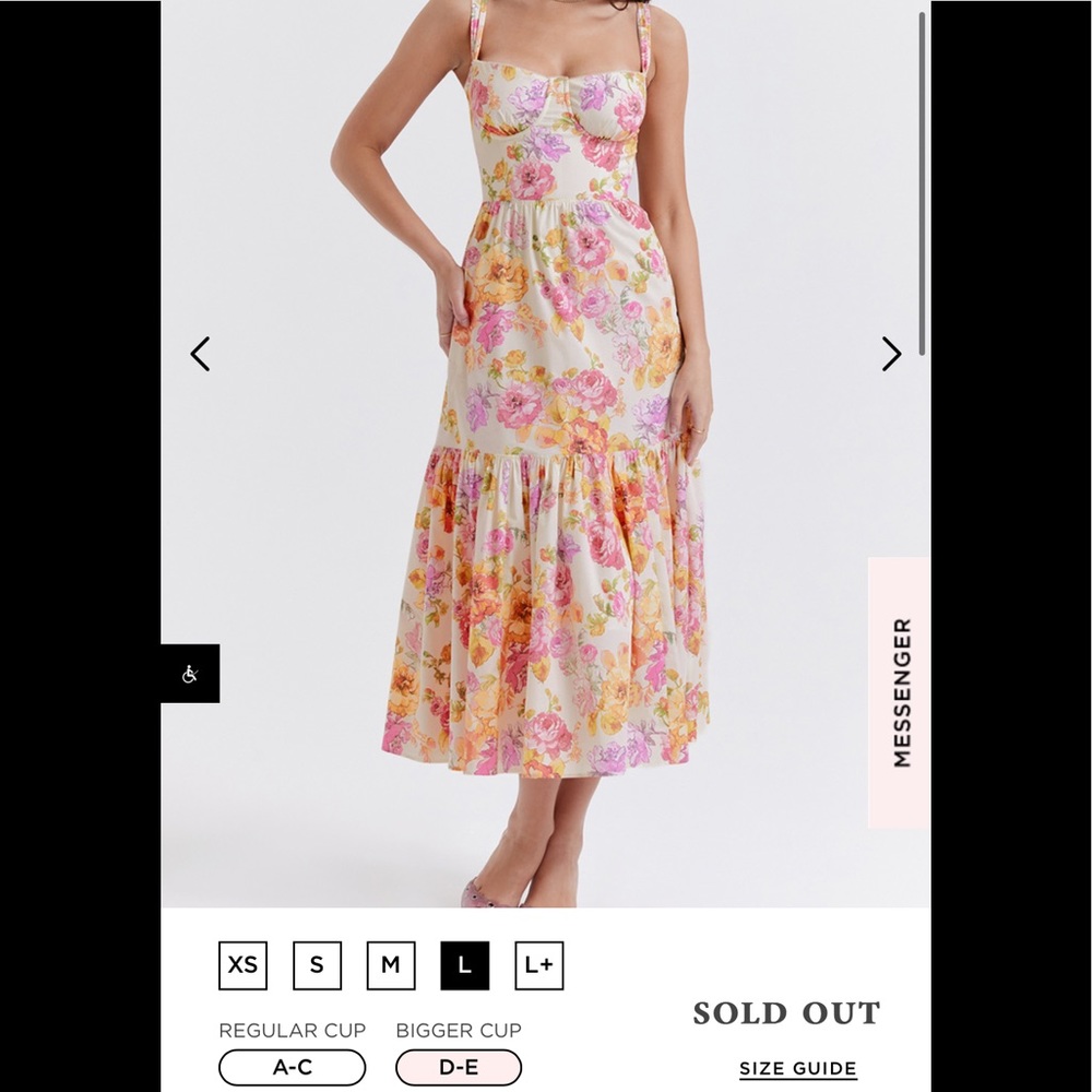 ELIA 
House of CB
IVORY FLORAL MIDI SUNDRESS
